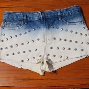 Kingdom B shorts